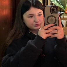 Фотография девушки Дарья, 18 лет из г. Тюмень
