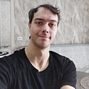 Денис, 23 года