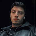 Rezii, 23 года