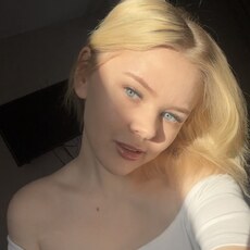Фотография девушки Polinka, 23 года из г. Пермь
