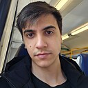Salim, 24 года