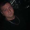 Толя, 24 года