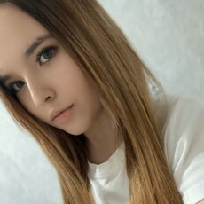 Фотография девушки Алина, 19 лет из г. Новосибирск