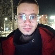 Фотография мужчины Ростислав, 19 лет из г. Новотроицк