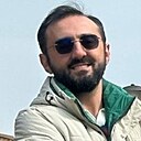 Лев, 36 лет