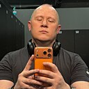 Виктор, 33 года