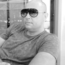 Донцов, 46 из г. Сочи.
