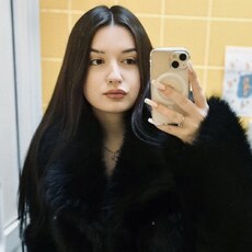 Фотография девушки Уля, 19 лет из г. Санкт-Петербург