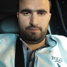 Фотография мужчины Рамин, 22 года из г. Омск