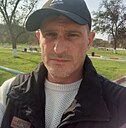 Лев, 40 лет