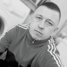 Фотография мужчины Олег, 28 лет из г. Омск