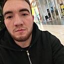 Нодирбек, 22 года