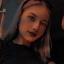 Саша Луганская, 25 лет