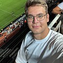 Артём, 22 года