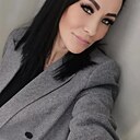 ℳ𝒾𝓈𝓈 𝒦𝓇𝒾𝓈, 43 года