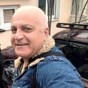 Амир, 44 года