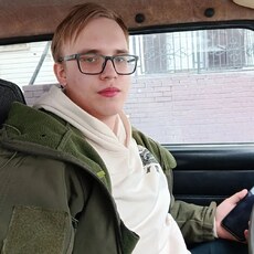 Фотография мужчины Данил, 18 лет из г. Новоалтайск