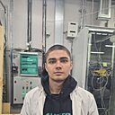 Максим, 21 год