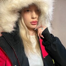 Фотография девушки Лина, 18 лет из г. Санкт-Петербург