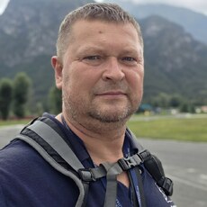 Фотография мужчины Iurii, 48 лет из г. Полтава
