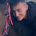 Максим, 26 лет