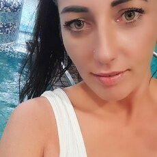 Фотография девушки Даша, 38 лет из г. Омск