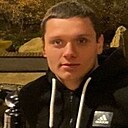 Денис, 24 года