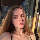 Даша, 22 года
