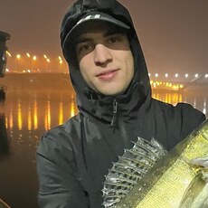 Фотография мужчины Руслан, 21 год из г. Киев