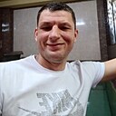 Vi, 42 года