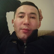 Фотография мужчины Azamat, 32 года из г. Варшава