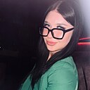 Milka, 22 года