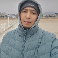 Фотография мужчины Ури, 31 год из г. Бишкек