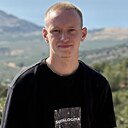 Данис, 23 года