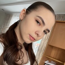 Фотография девушки Каролина, 18 лет из г. Челябинск