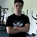 Вячеслав, 18 лет