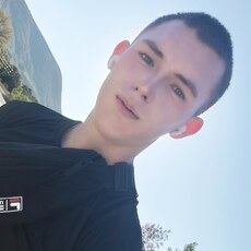 Фотография мужчины Леонид, 20 лет из г. Тамбов