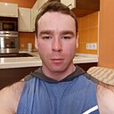 Макс, 33 года