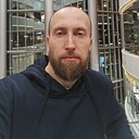 Джейк Салли, 42 года