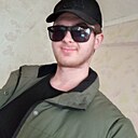 Денис, 23 года