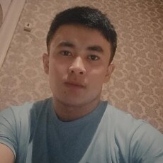 Фотография мужчины Ogabek, 19 лет из г. Санкт-Петербург