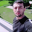 Зубайр, 32 года
