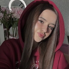 Фотография девушки Полина, 23 года из г. Казань