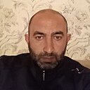 Эльсевар, 44 года