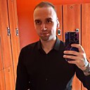 Илья, 32 года