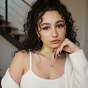 Софья, 18 лет