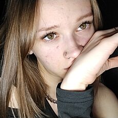Фотография девушки Олеся, 19 лет из г. Брянск