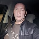 Уаке, 43 года