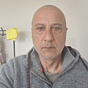 Roman, 52 года