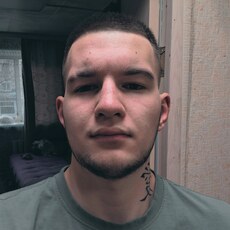 Фотография мужчины Данил, 18 лет из г. Уссурийск